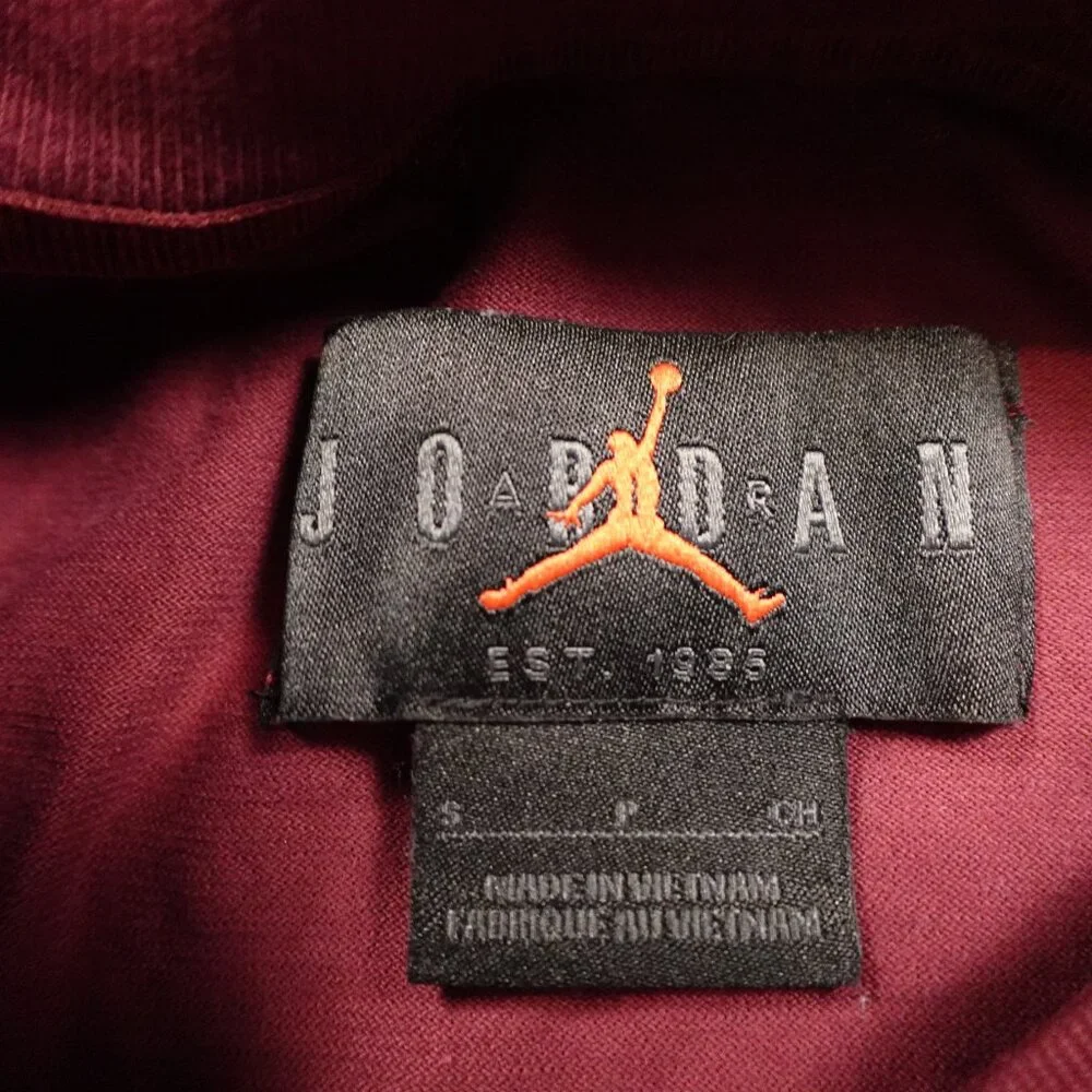Nike Jordan Engineered Long‎ Sleeve Shirt Men’s Small Burgundy Graphic Tee